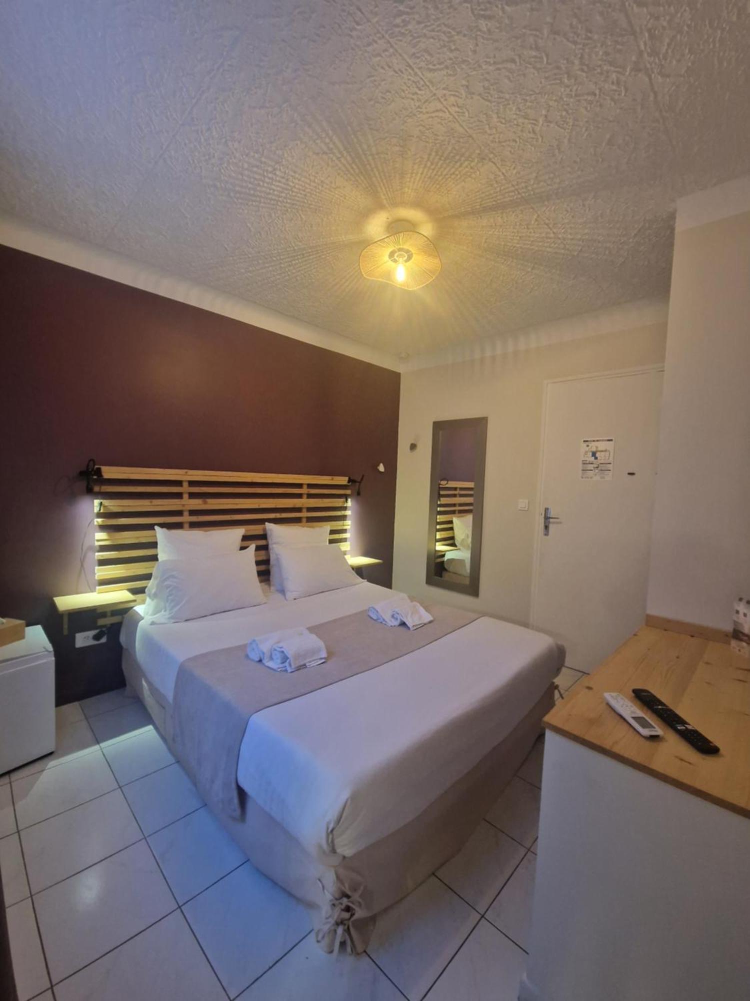 Le Cosy Hotel Saint Aygulf Exterior foto
